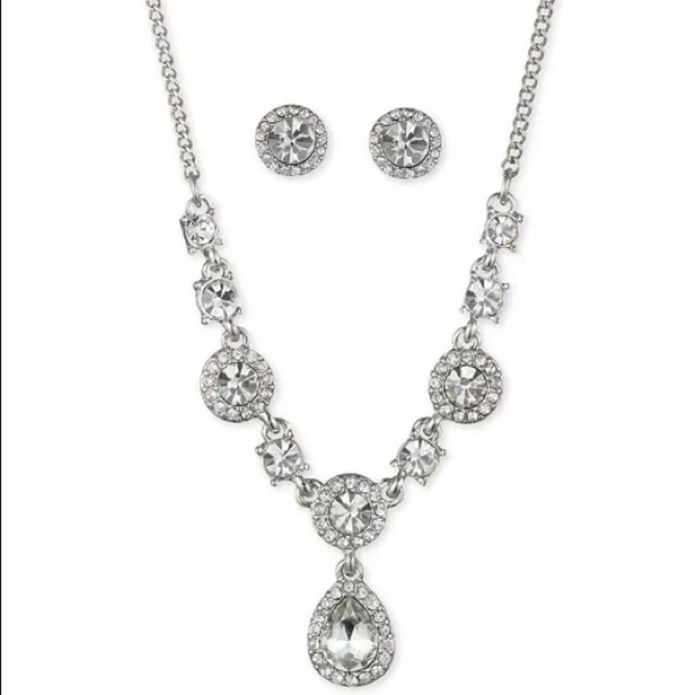 Givenchy
Silver-Tone Crystal Earrings & Necklace - Picture 6 of 8